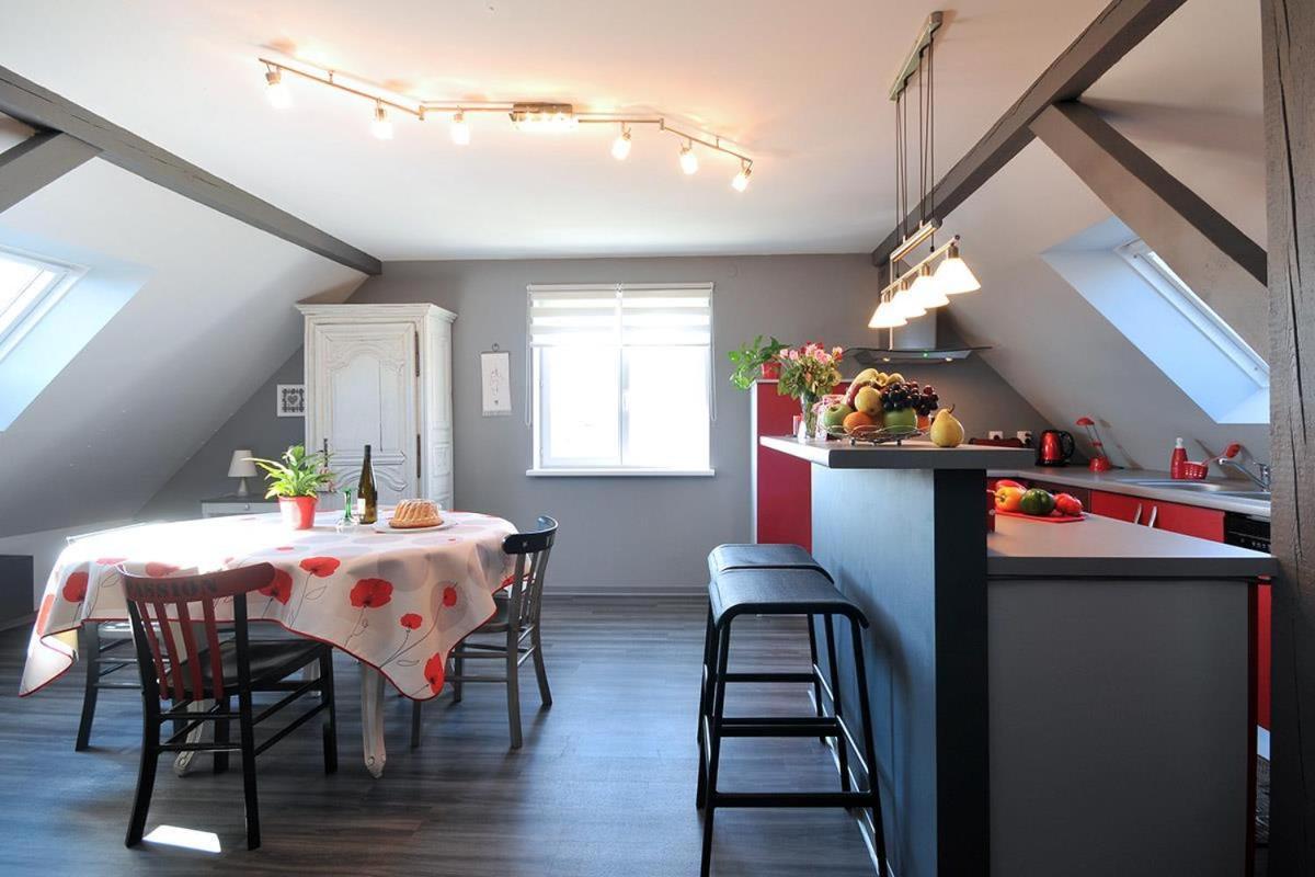 Fleur De Vigne Apartment เอกิสไฮม์ ภายนอก รูปภาพ